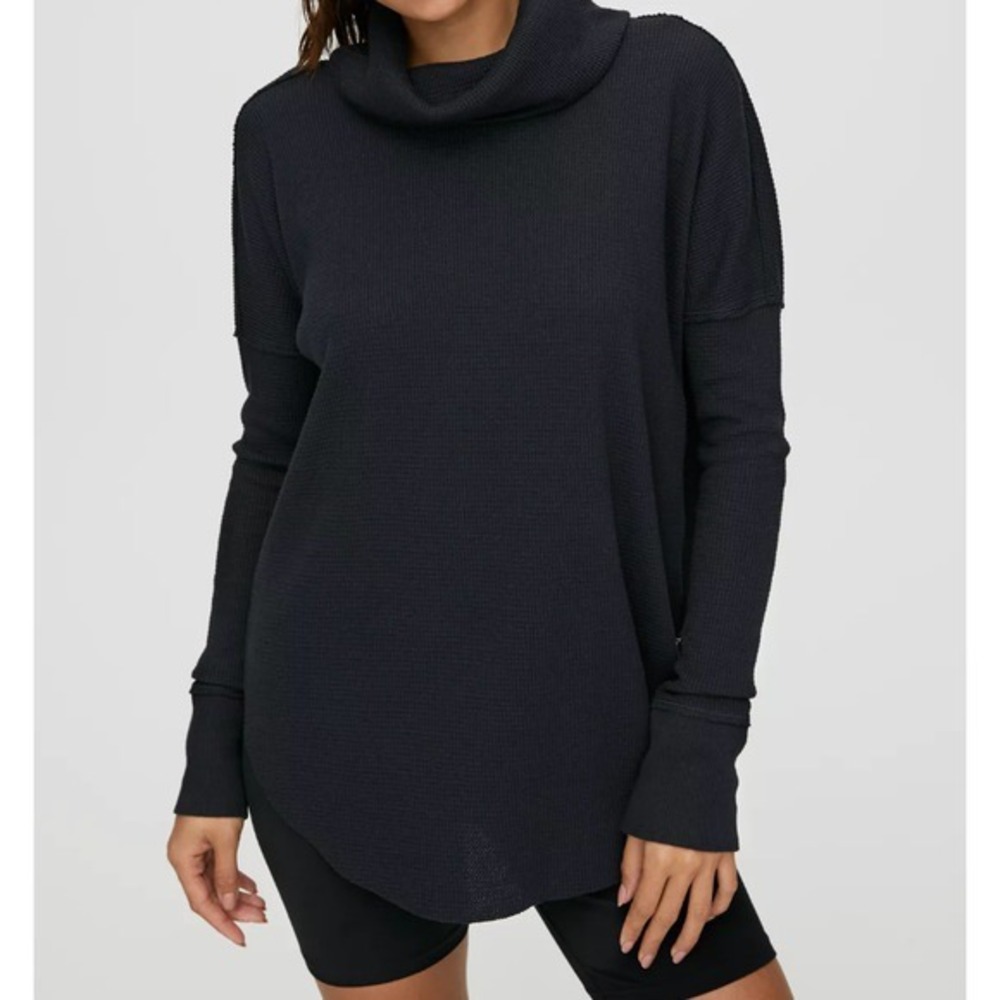 Aritzia Tna Waffle‎ Knit Turtleneck Sweater Charcoal Black XS Thumbholes 61070